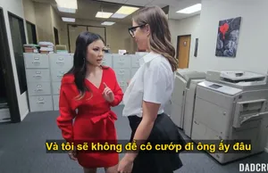 Cảnh tuyển phi tần vô cùng kích thích và điệu đà. Cô gái trẻ có dịch vụ chu đáo và kỹ năng tốt. Tình dục nồng nhiệt